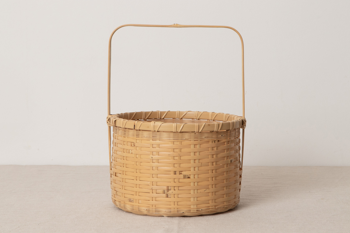 R520207-1　愛媛県/真竹（白竹）　一本手　丸バスケット（菊底編み）