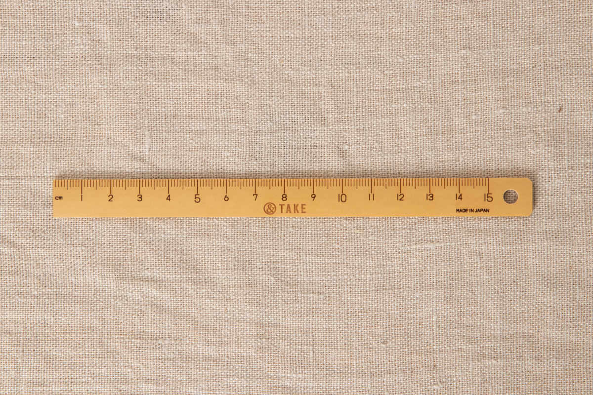 R150601-1　滋賀県/竹ものさし15cm（片目盛13mm巾・穴あり）