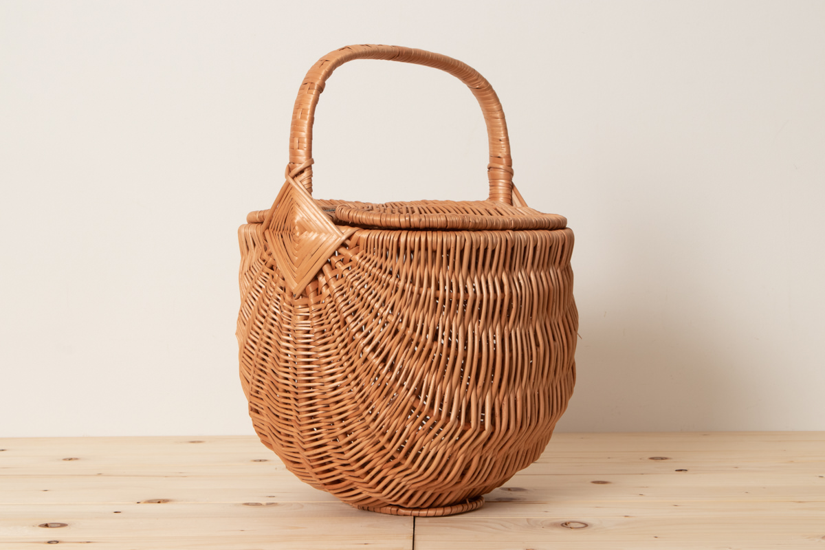 R340218-1　ポーランド/やなぎ　スタンドバスケット　蓋付き