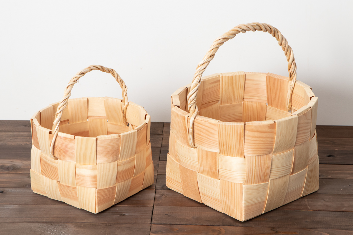 R330717　エストニア/パイン　ガーデンバスケット　S・M　2サイズ