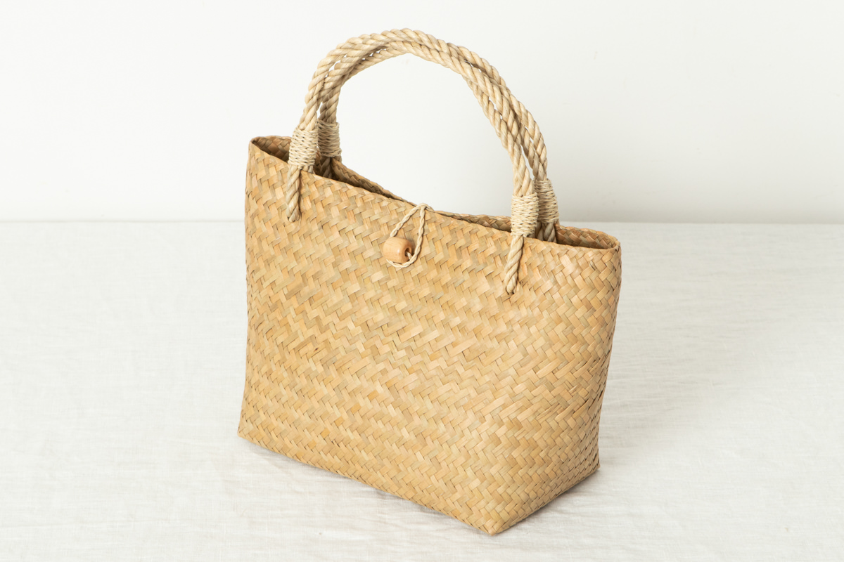 R3115120-1　タイ/カチュー（水草）　ミニバッグ　留め具付き