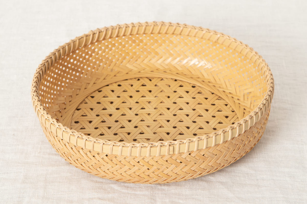 R350105-1　栃木県/真竹（白竹）　輪弧（りんこ）編み　盛籠