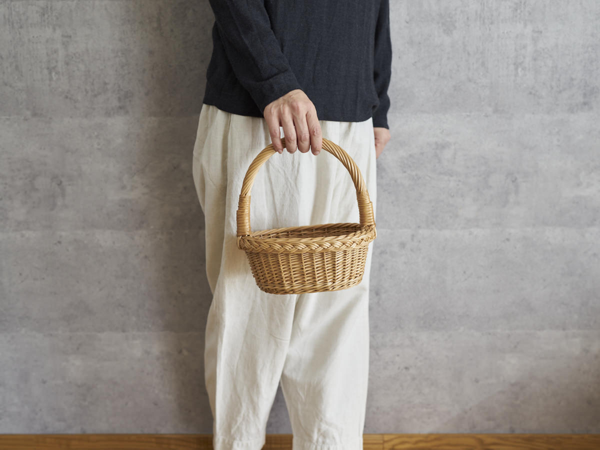 R140522-10　リトアニア/やなぎ　シギタスさん　手つきオーバルバスケット　ミニ