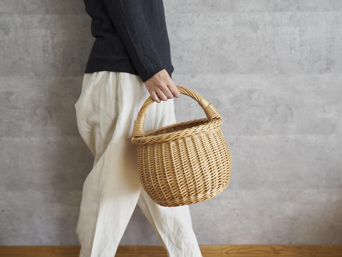 R140522-5　リトアニア/やなぎ　シギタスさん　手つきラウンドバスケット