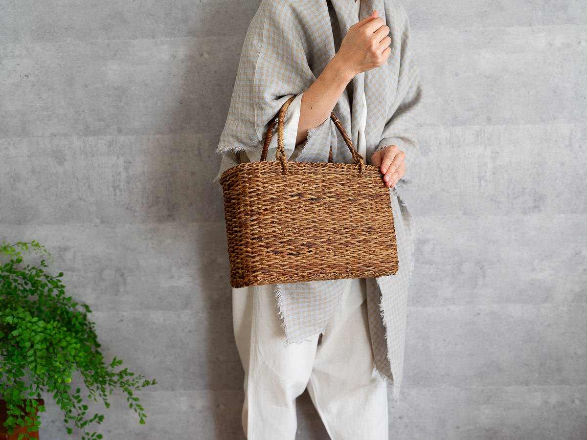 R311223-1　長野県/あけび　飛び編み　手提げ