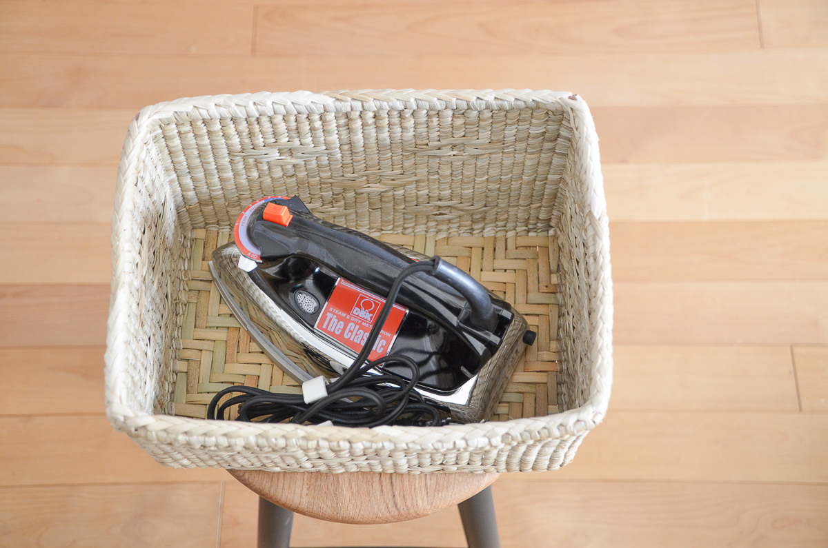 R3115427-1　タイ/コック（すげ）　角バスケット