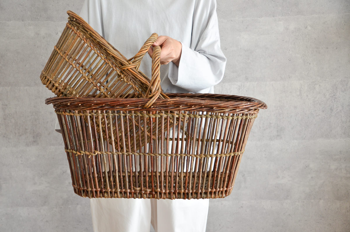 R630501　フランス/やなぎ　すかし編みオーバルバスケット（ダーク）　S・L　2サイズ