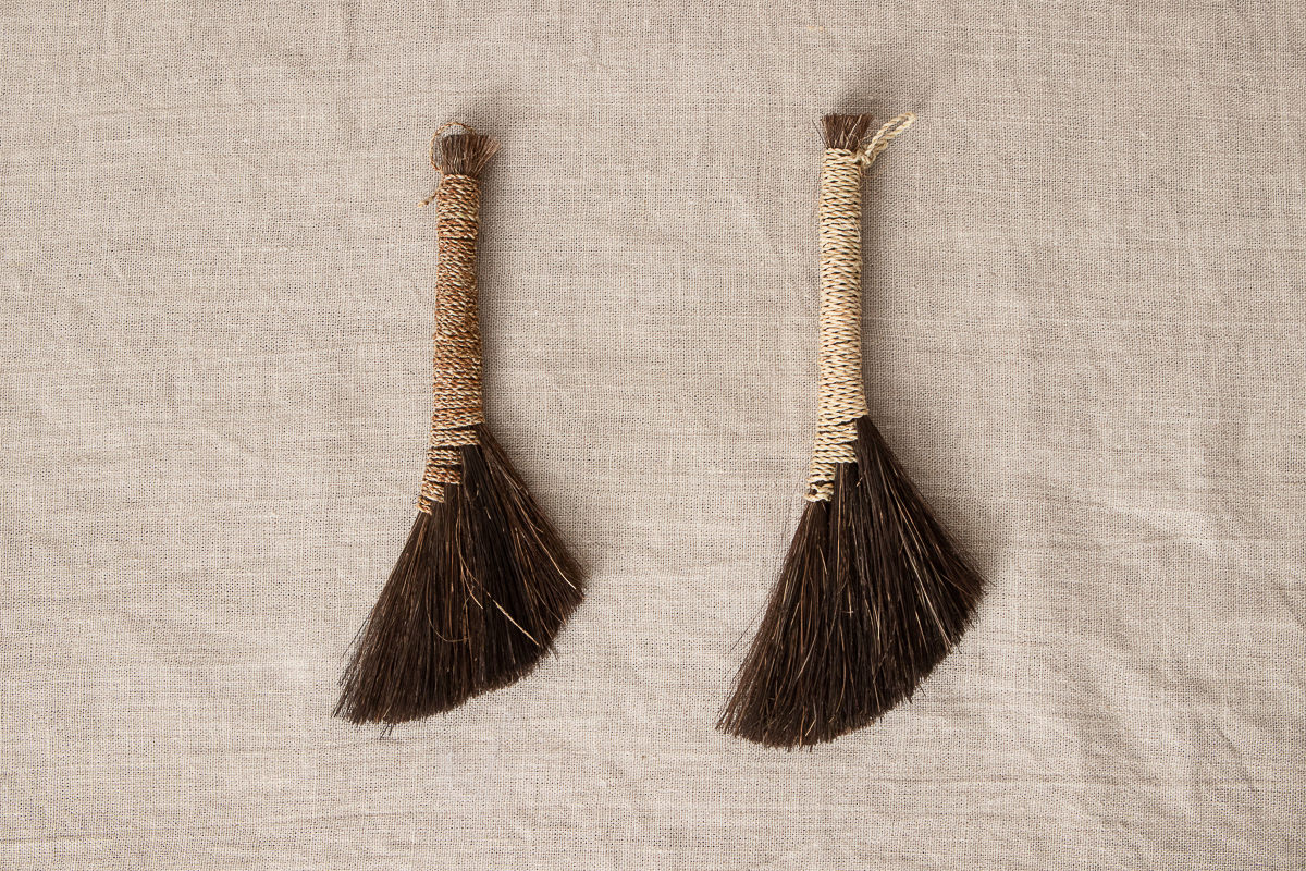 R230609-1　沖縄県竹富島/フガラ　エチケットブラシ