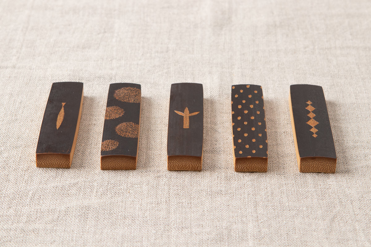 R321206　高知県/炭竹　箸置き　5種